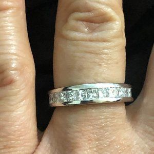 14K White Gold Princess Cut Diamond Band Ring Sz 6